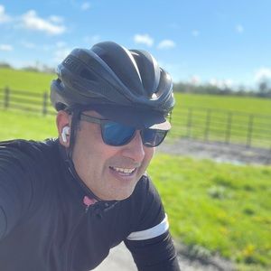 Meet your Posher, Haroon